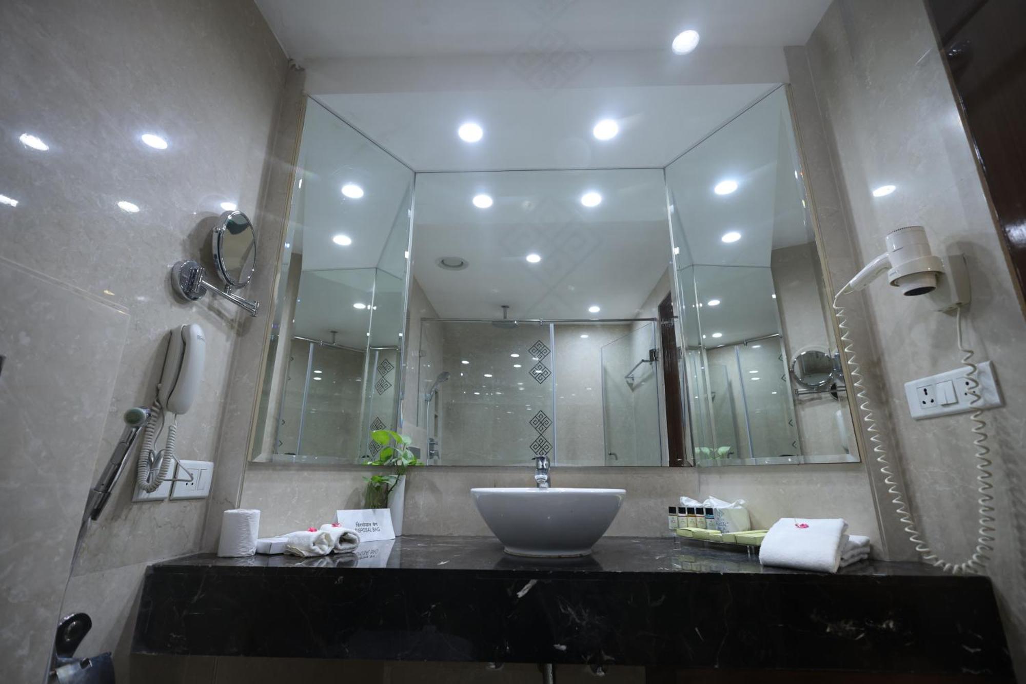 Hotel Samrat, New Delhi Buitenkant foto